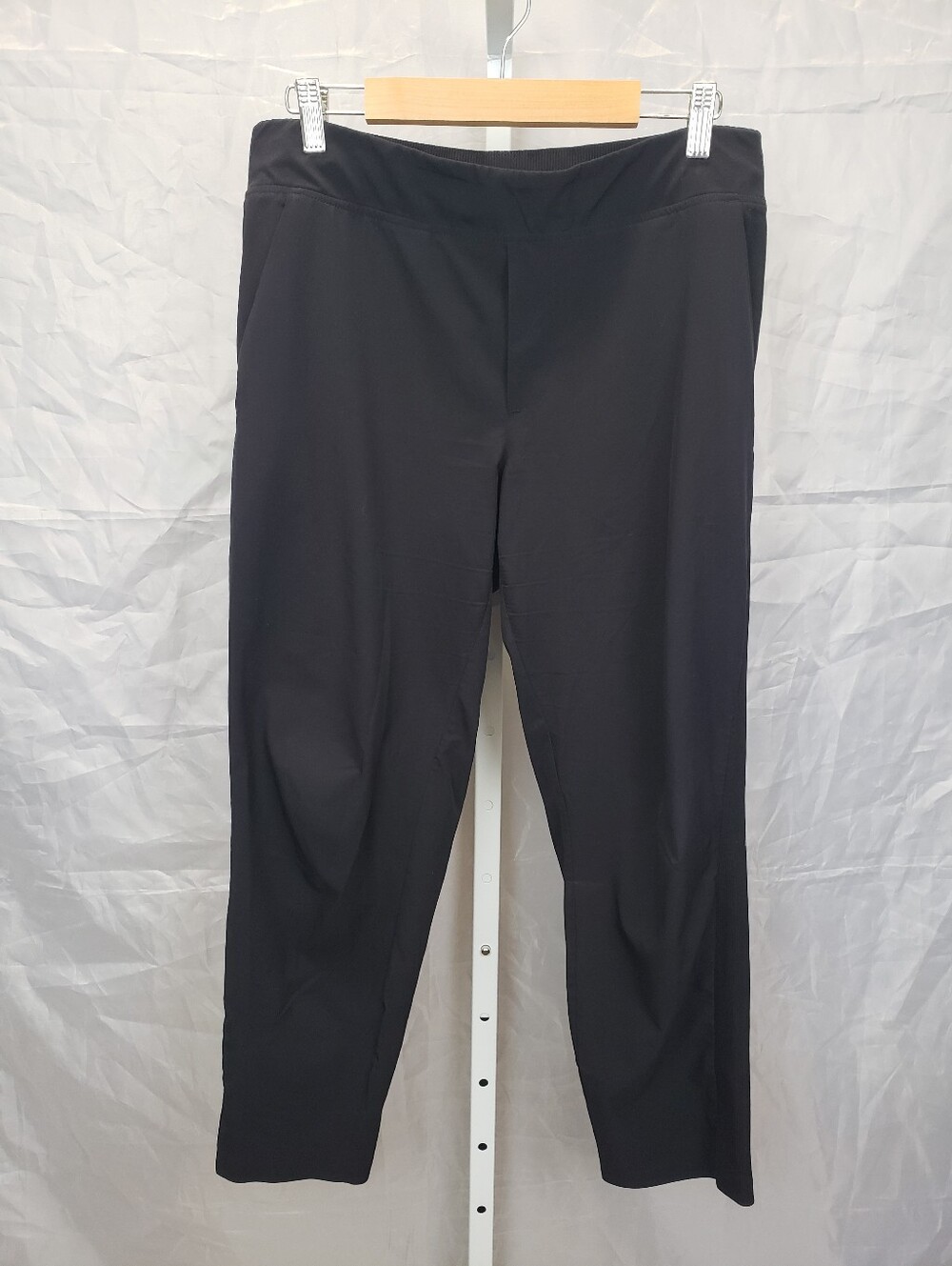 Athleta Brooklyn Mid Rise Ankle Pant Black Lightweight Travel Workwear Size 8P